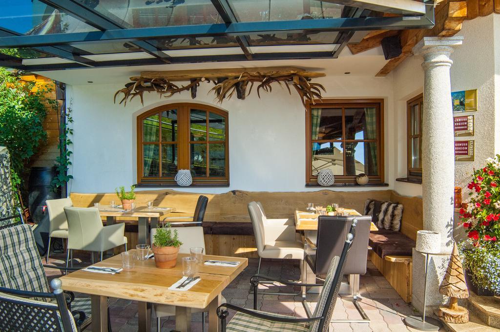 Hotel Und Alpen Apartments Mit Sauna - Buerglhoeh Bischofshofen Extérieur photo