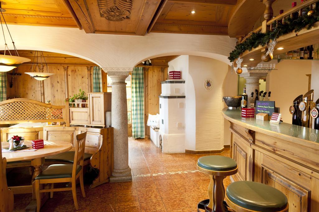 Hotel Und Alpen Apartments Mit Sauna - Buerglhoeh Bischofshofen Extérieur photo